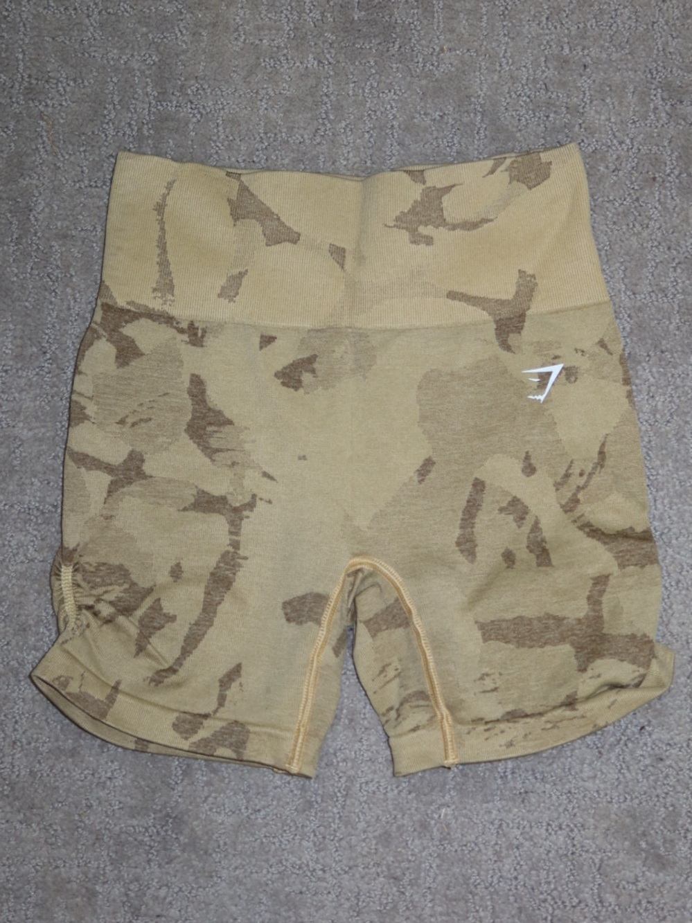 Gymshark yellow camo compression spandex workout shorts size small